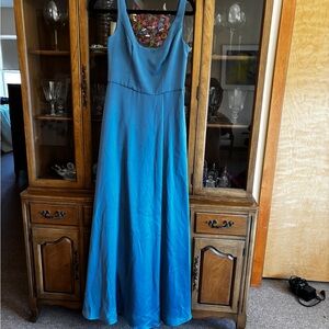 Elegant Blue Evening Gown